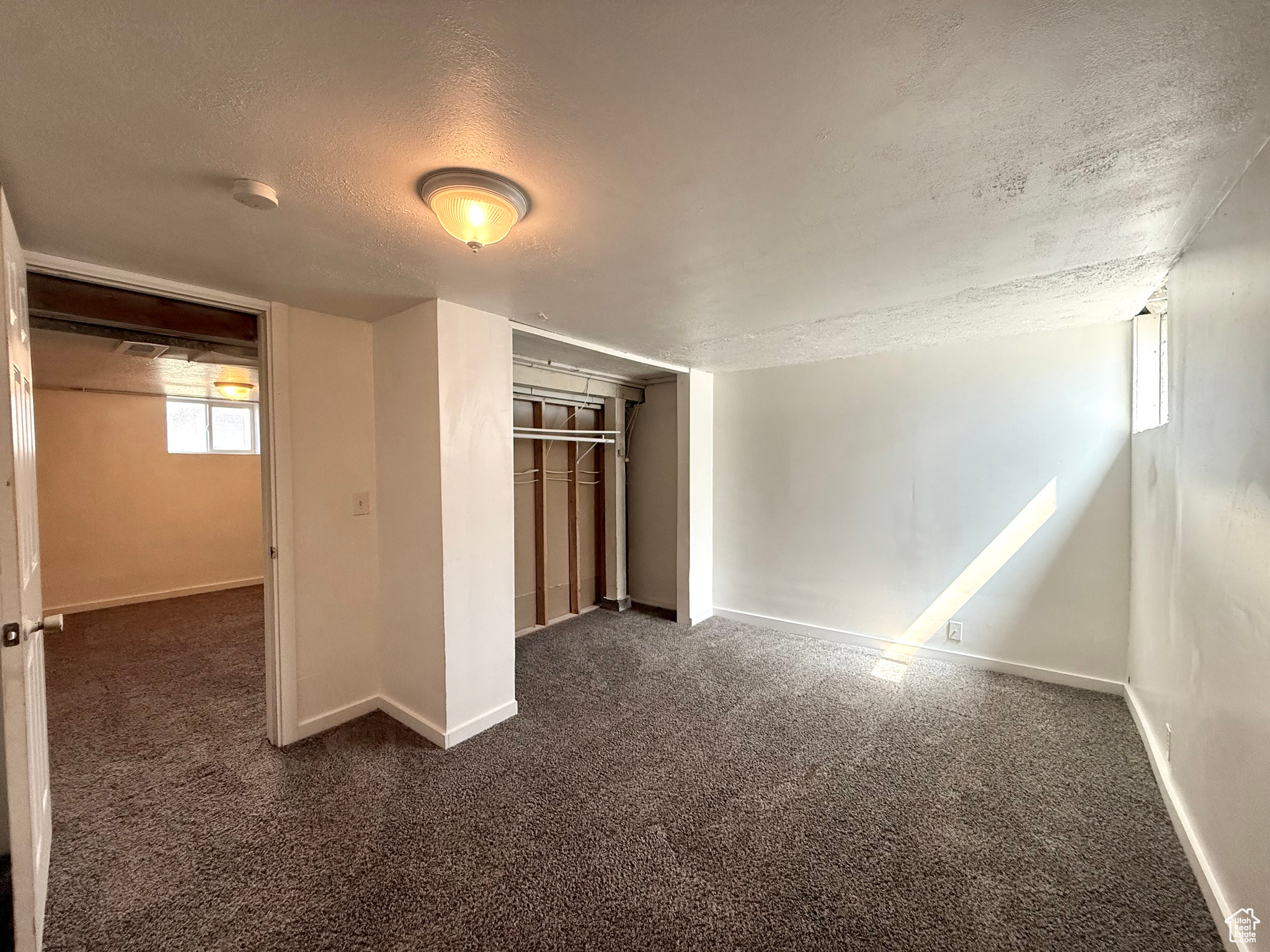 OQUIRRH HILLS - Residential