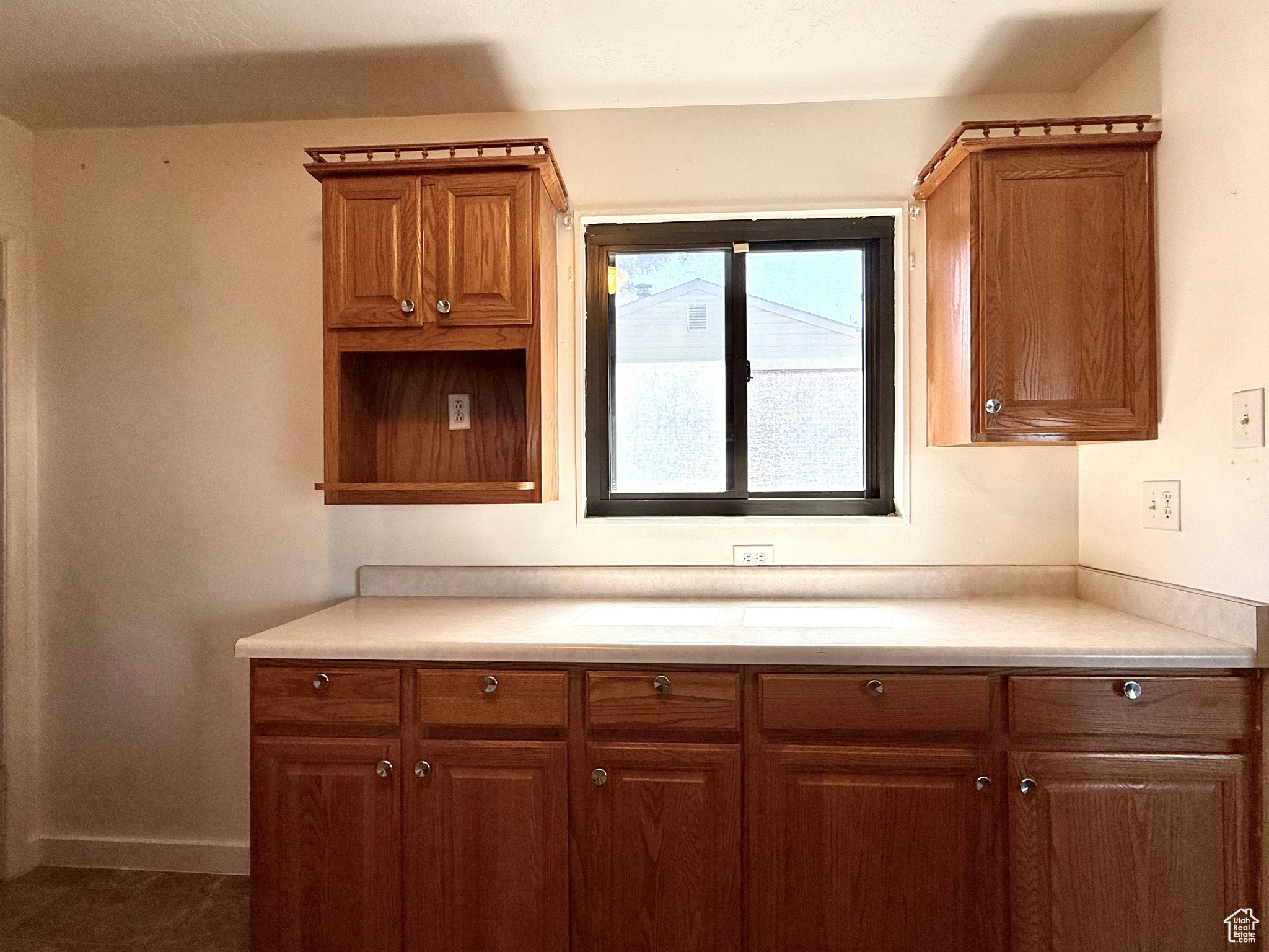 OQUIRRH HILLS - Residential