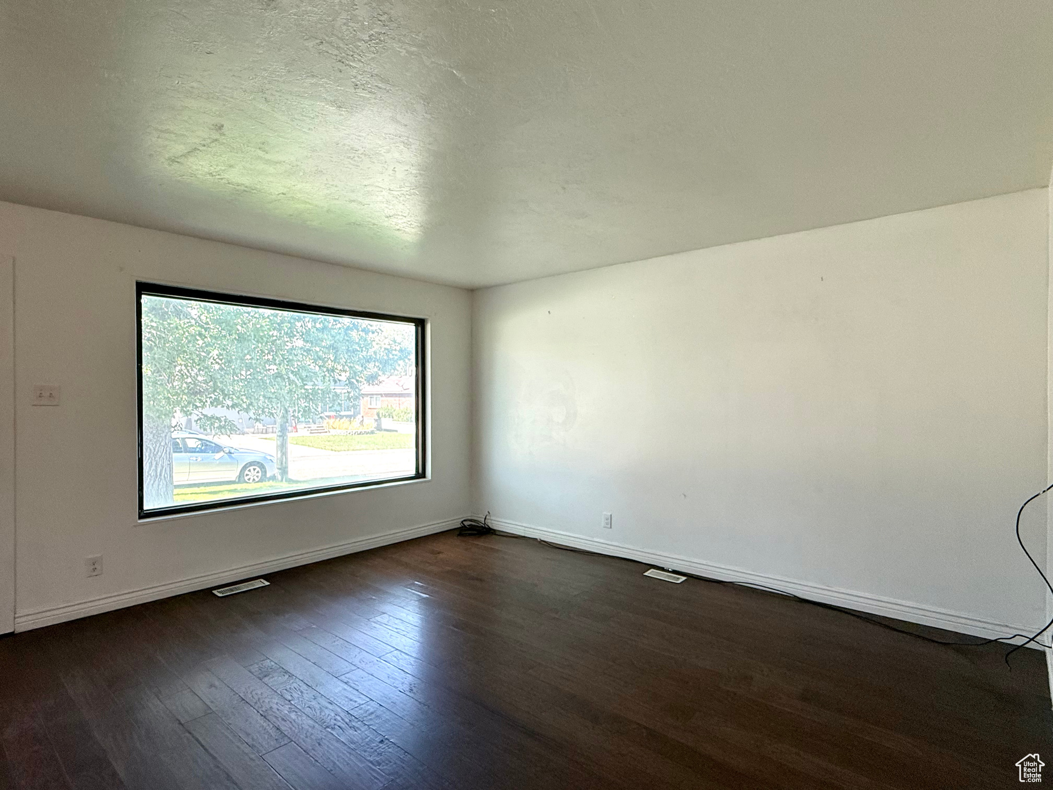 OQUIRRH HILLS - Residential