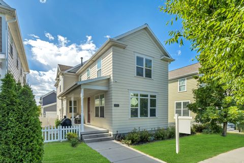 Photo of 5023 W CURRANT DR S, South Jordan, UT 84009 (MLS # 2139550)