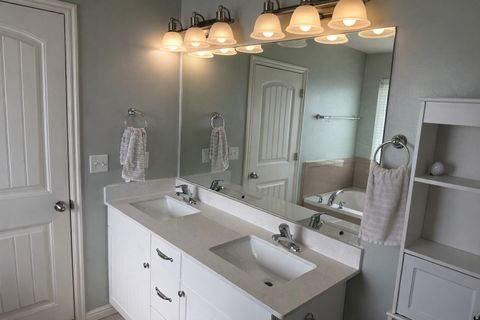 Tiny photo for 5023 W CURRANT DR S, South Jordan, UT 84009 (MLS # 2139550)