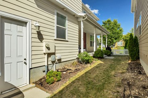 Tiny photo for 5023 W CURRANT DR S, South Jordan, UT 84009 (MLS # 2139550)