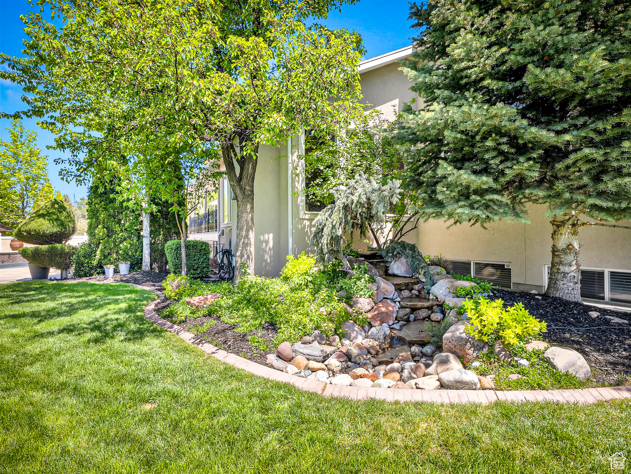 WILLOW VIEW COVE - Residential