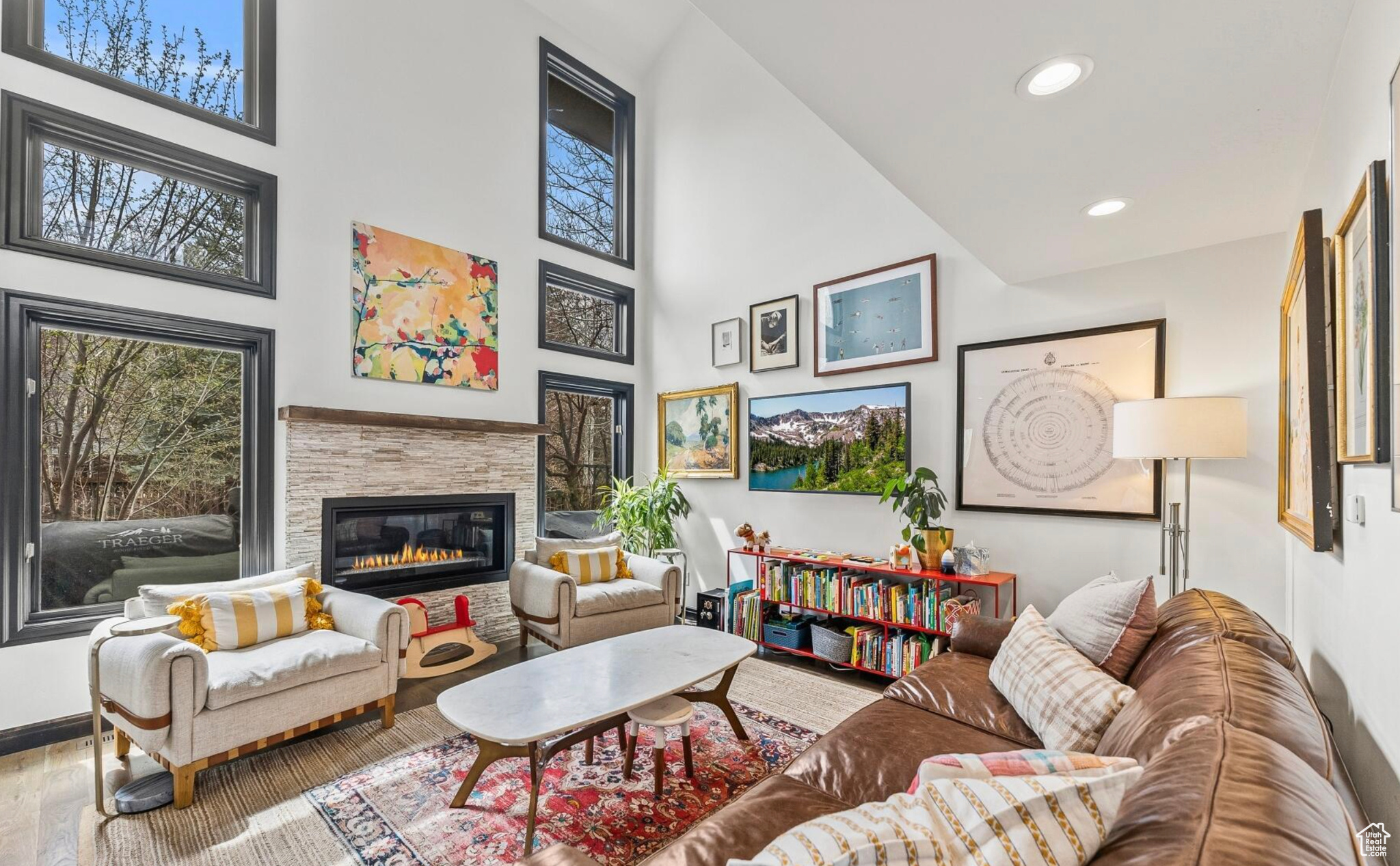 2867 LUCKY JOHN DR