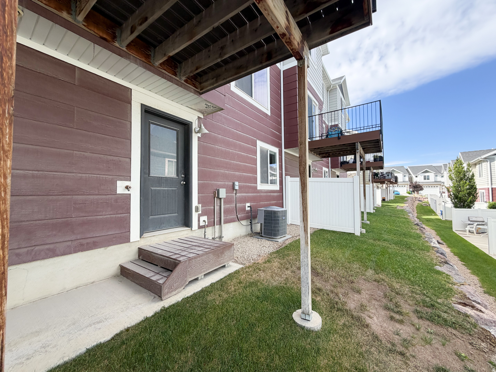 INDEPENDENCE - Residential