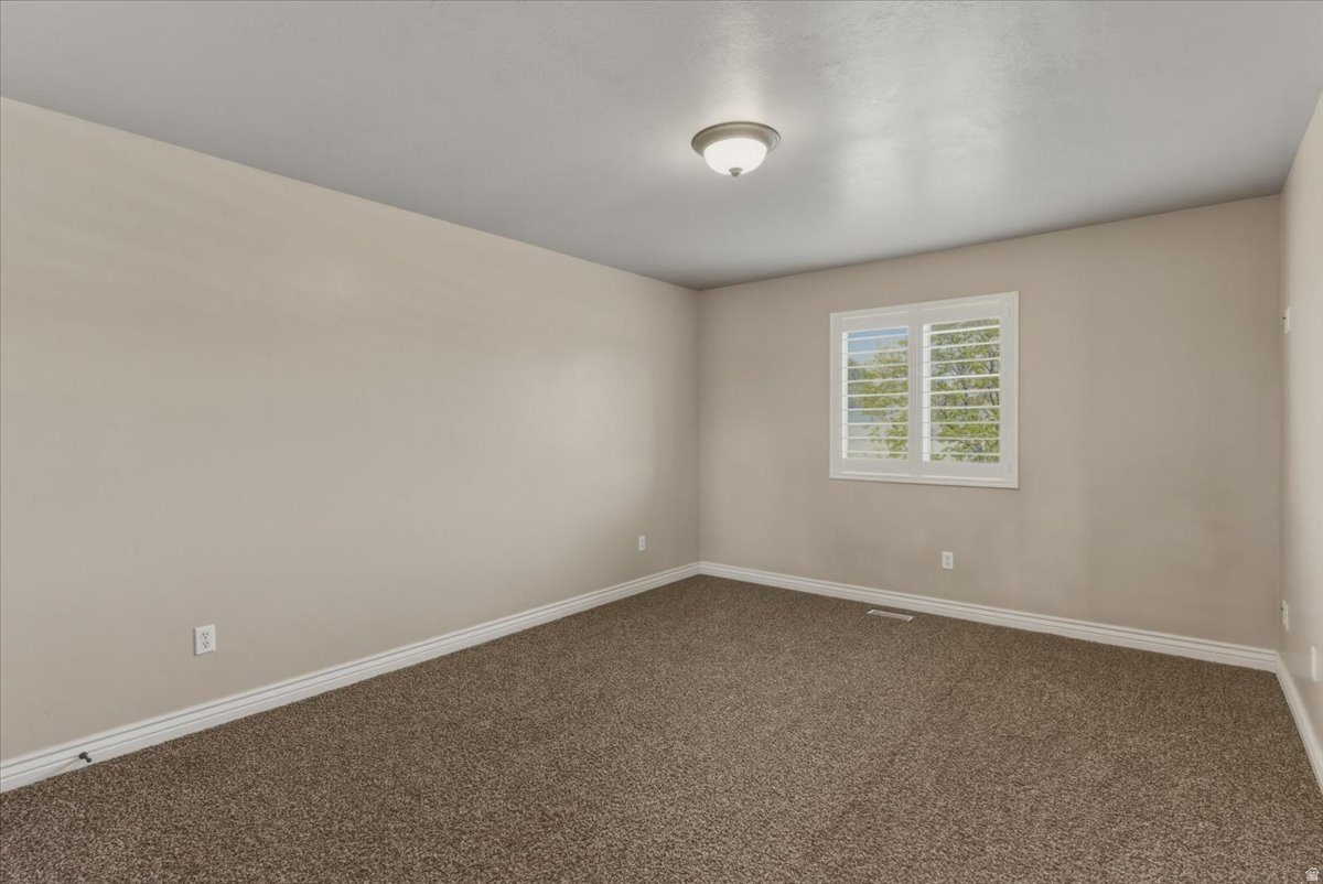 ELM TREE PARK - Residential