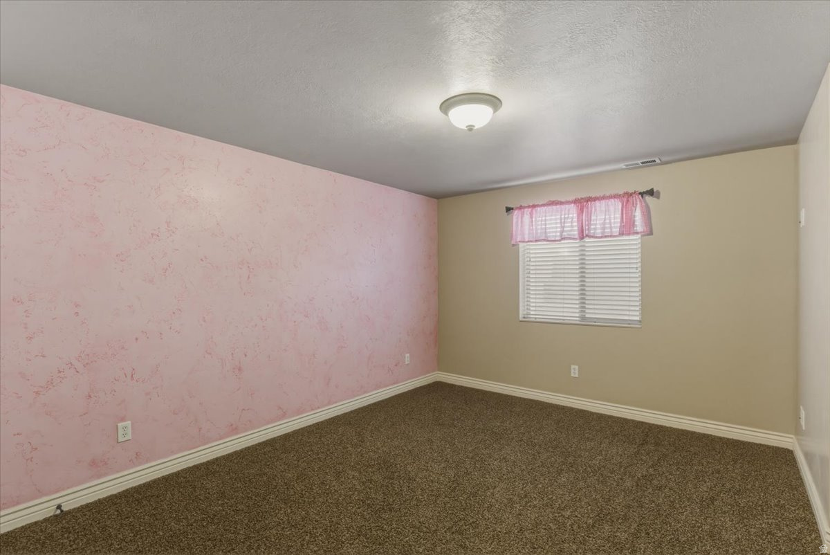 ELM TREE PARK - Residential