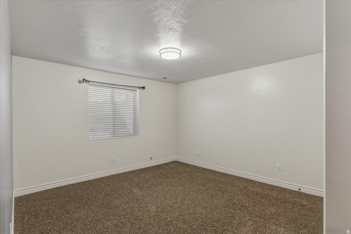 ELM TREE PARK - Residential