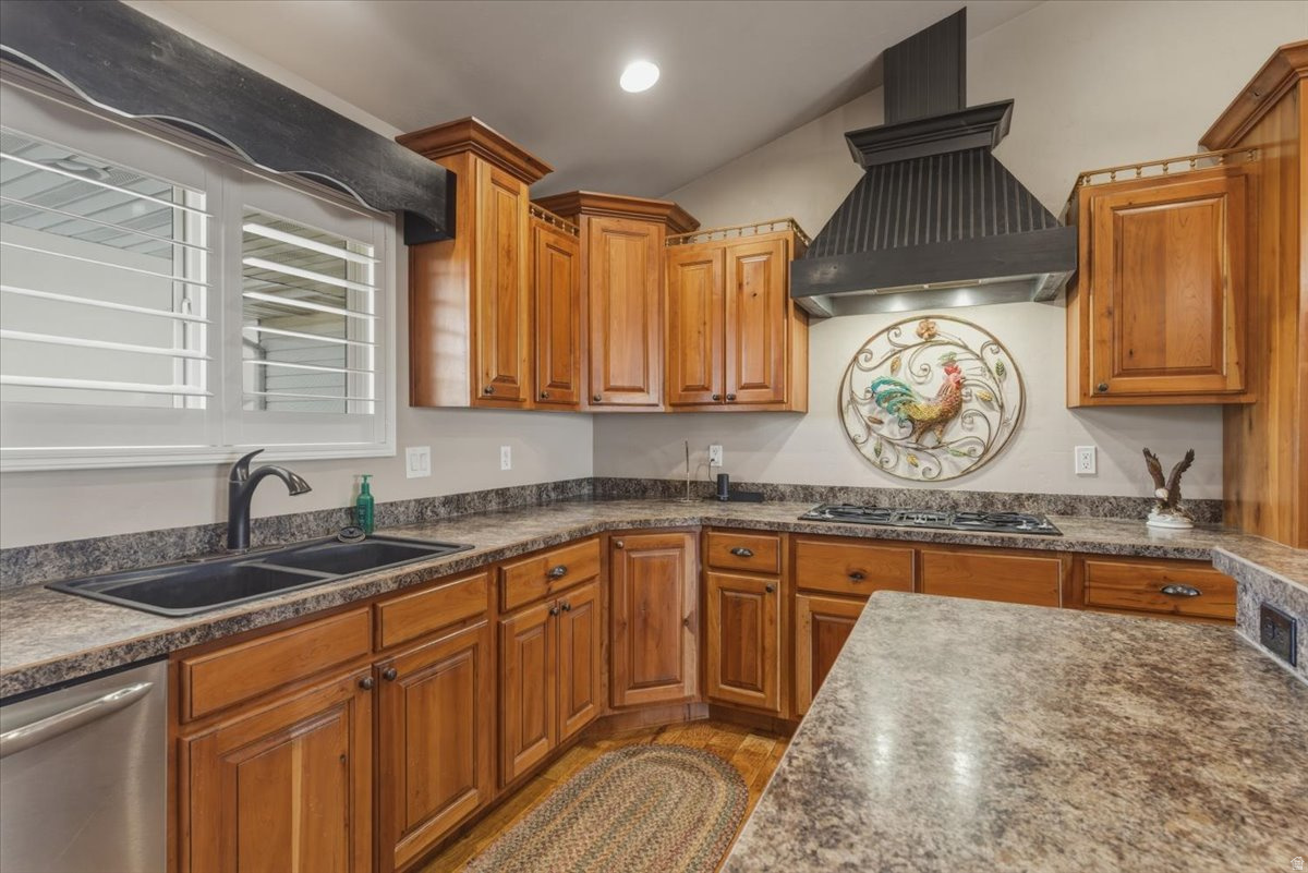 ELM TREE PARK - Residential