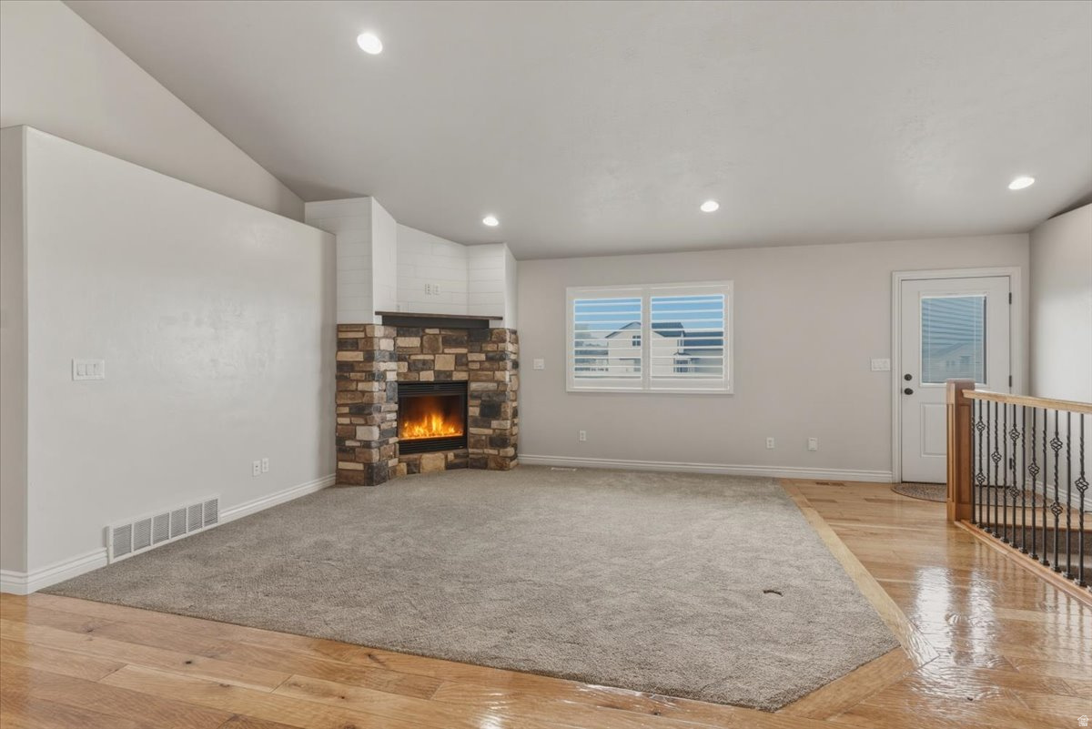 ELM TREE PARK - Residential