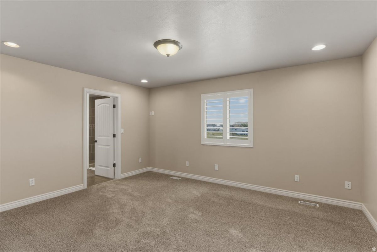 ELM TREE PARK - Residential