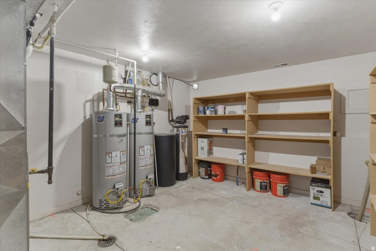 ELM TREE PARK - Residential