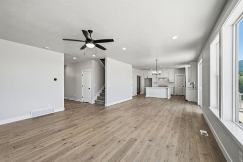 Tiny photo for 625 N 210 W, Salem, UT 84653 (MLS # 2153684)