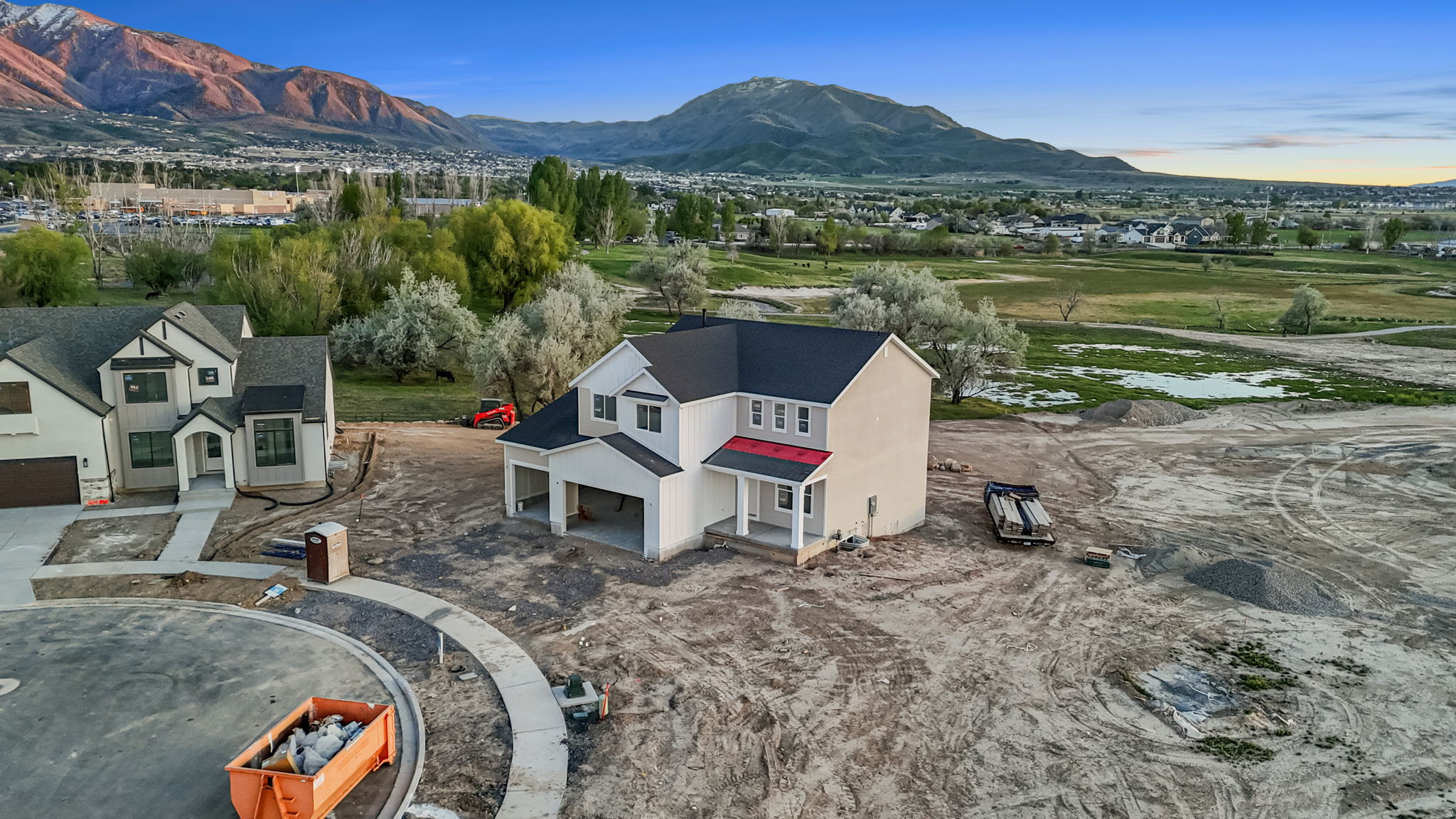 DAVIS FARMS - Residential