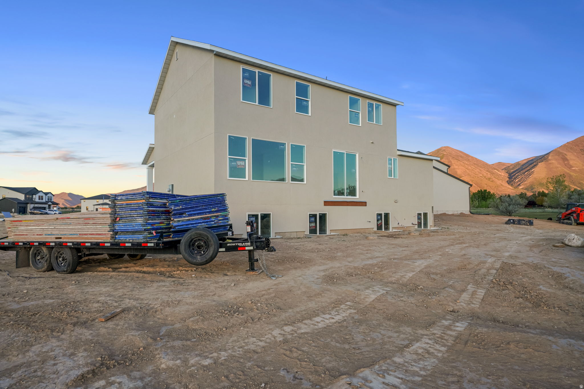 DAVIS FARMS - Residential