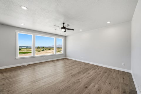 Tiny photo for 625 N 210 W, Salem, UT 84653 (MLS # 2153684)