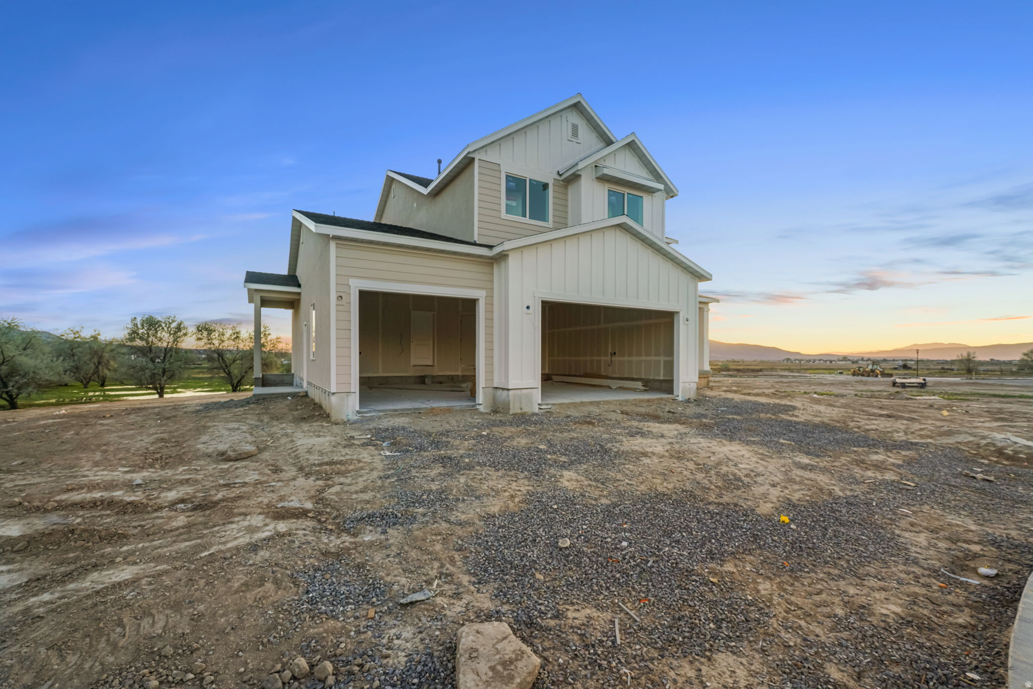 DAVIS FARMS - Residential