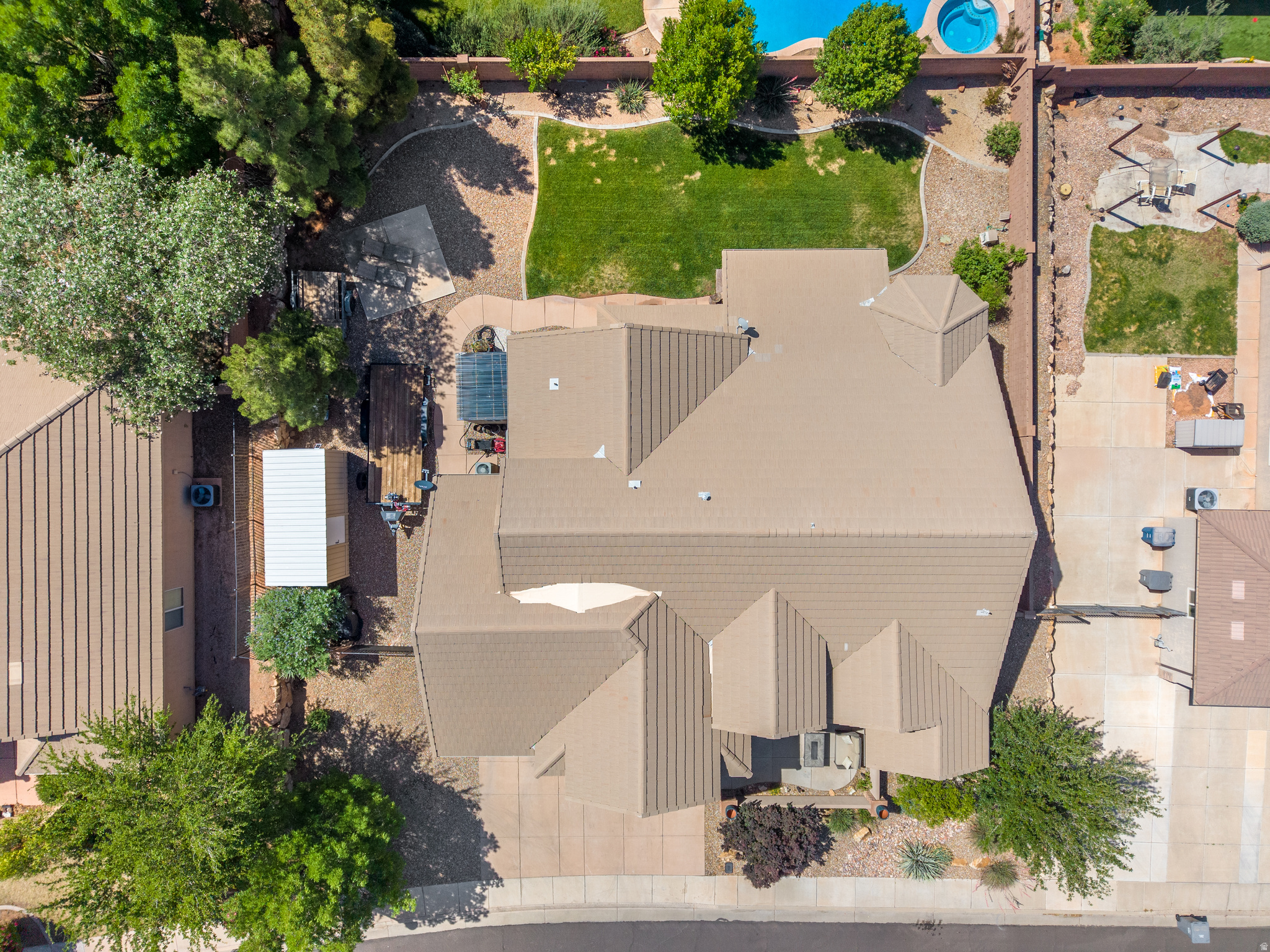HIGH CHAPARRAL AT THE WASHINGTON BENCH - Residential