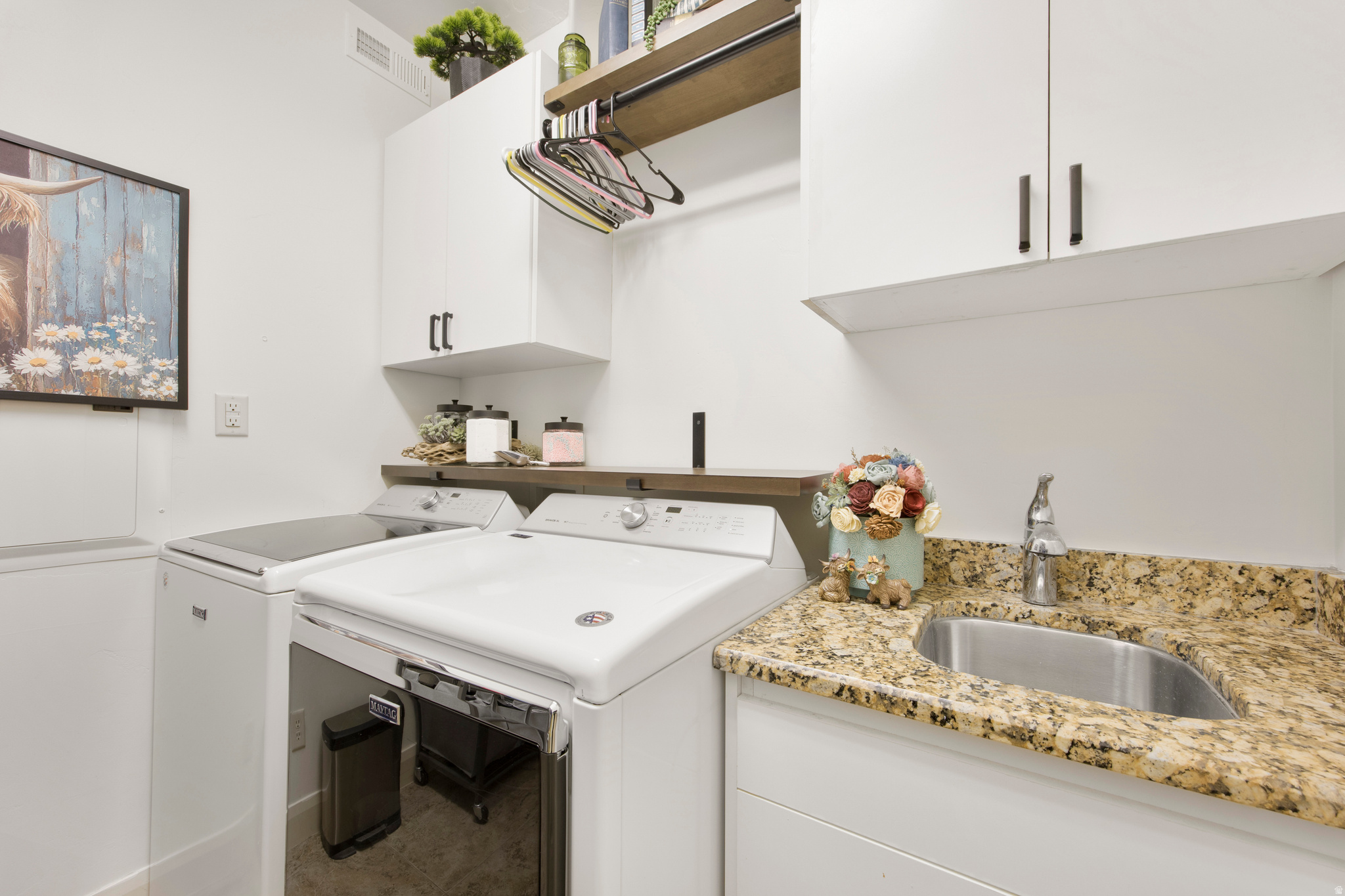 HIGH CHAPARRAL AT THE WASHINGTON BENCH - Residential