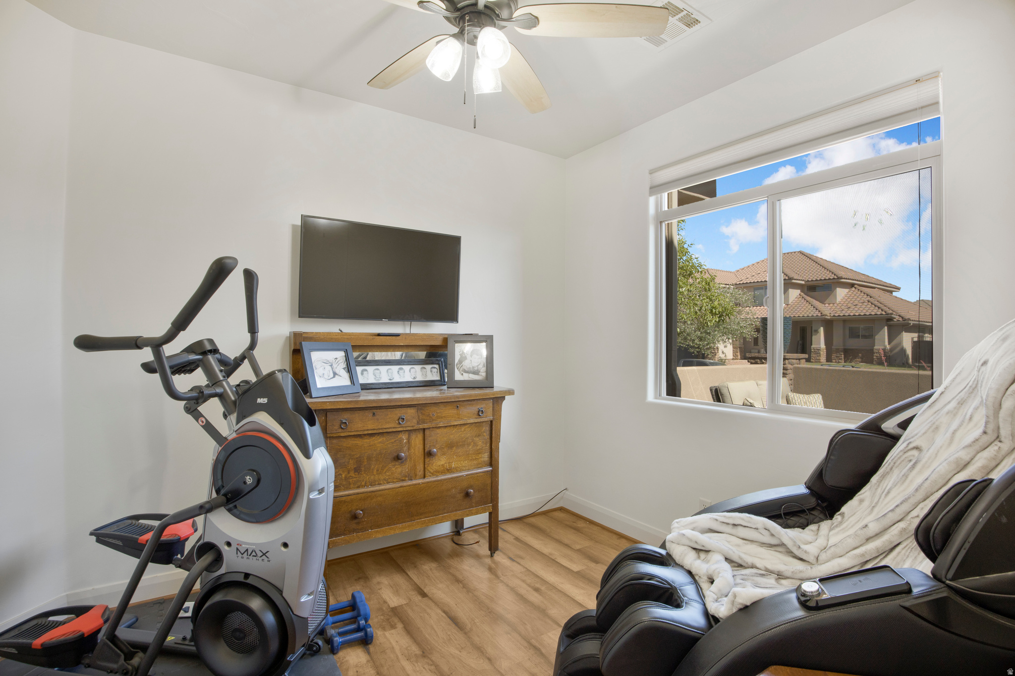HIGH CHAPARRAL AT THE WASHINGTON BENCH - Residential