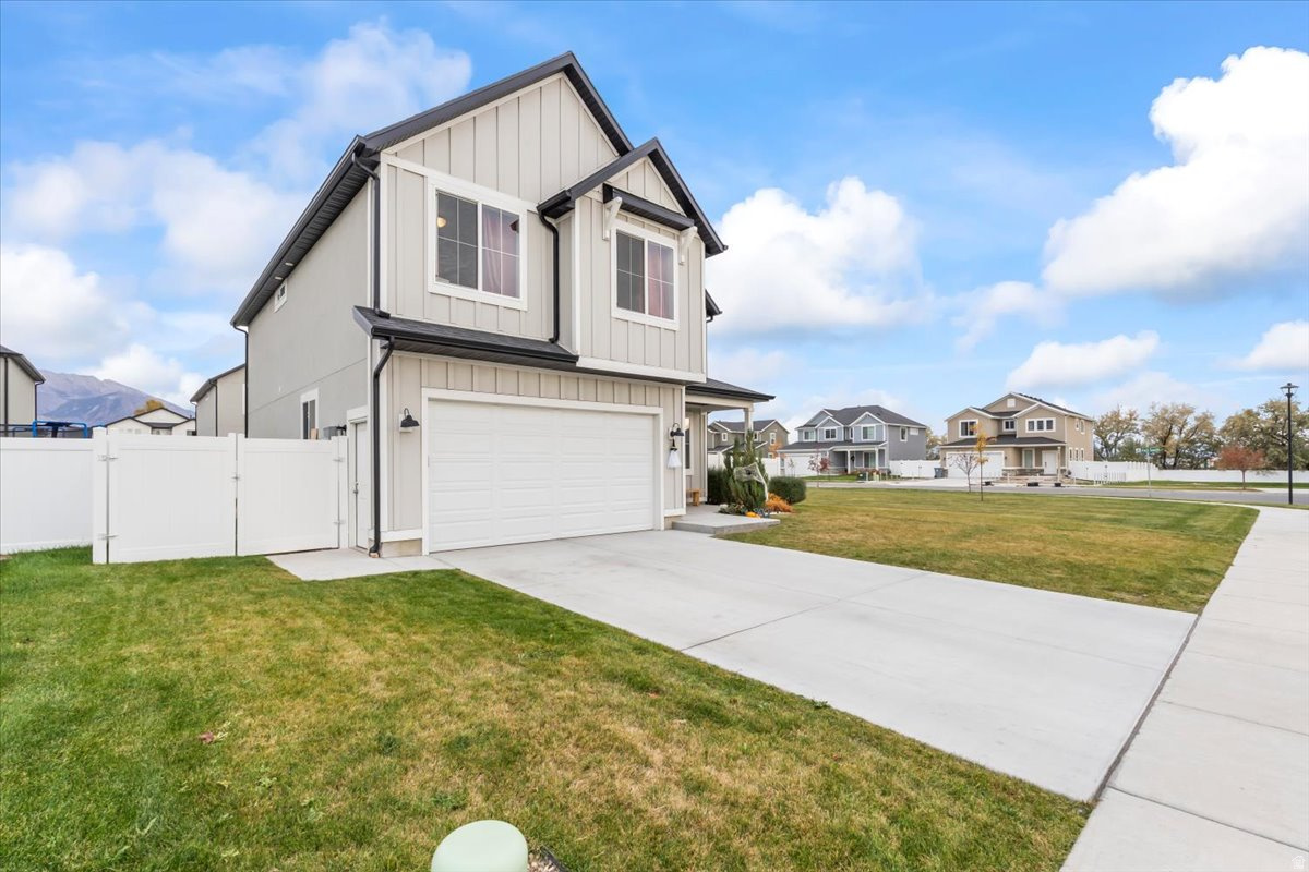 ESTATES AT FENN FARM - Residential