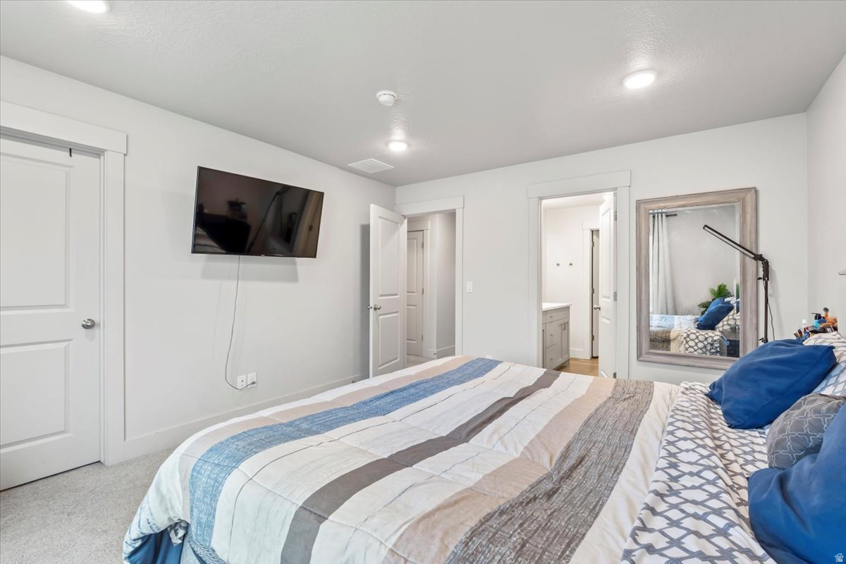 ESTATES AT FENN FARM - Residential