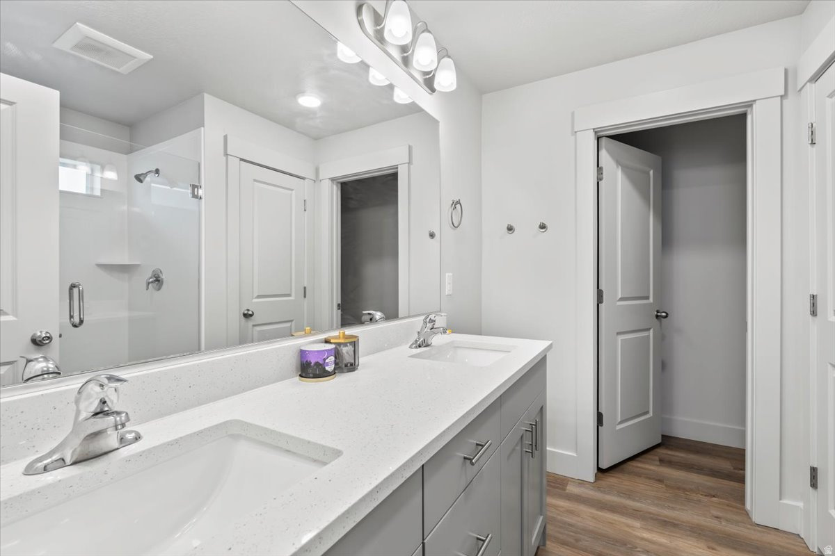 ESTATES AT FENN FARM - Residential