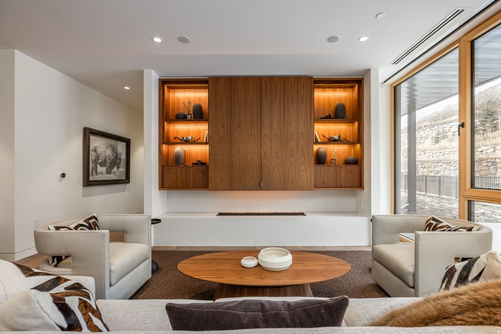 Photo of 3267 W DEER HOLLOW RD #2304, Park City, UT 84060 (MLS # 2140481)