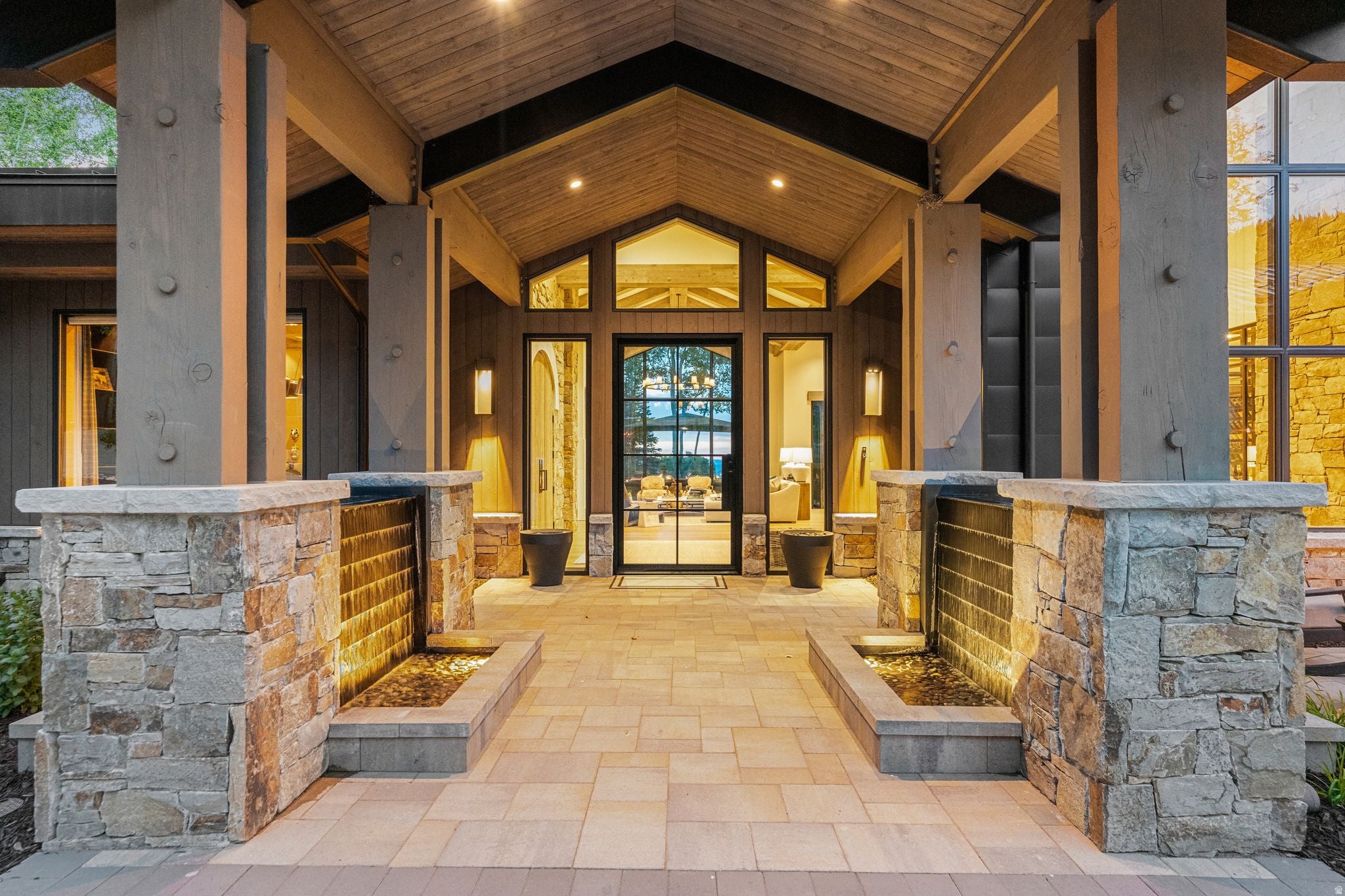 269 WHITE PINE CANYON RD