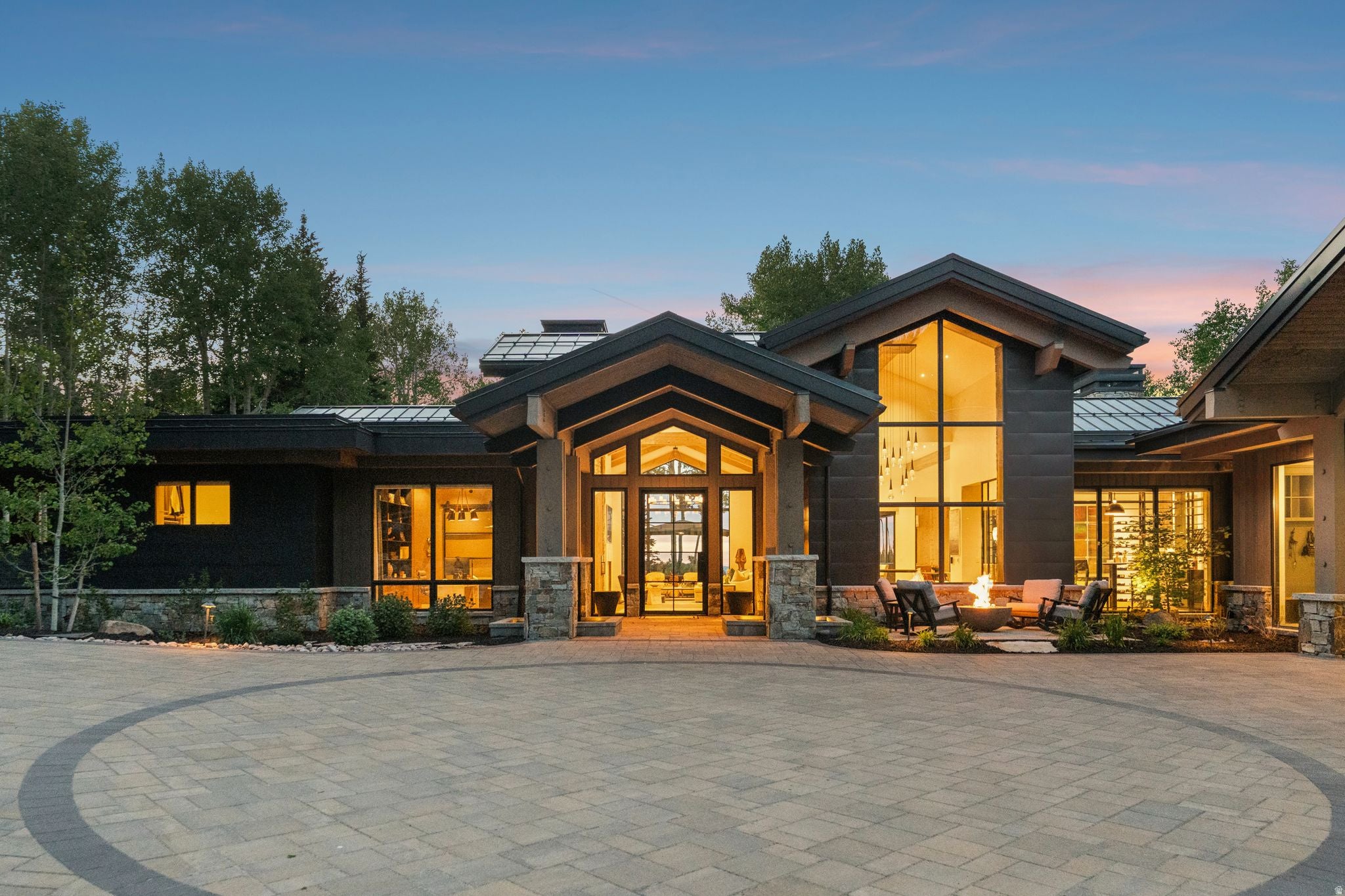 269 WHITE PINE CANYON RD