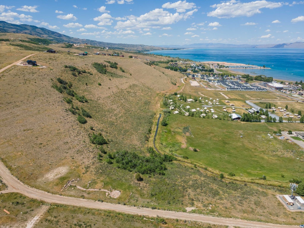 Photo of 447 W ELK RIDGE RD, Garden City, UT 84028 (MLS # 2178609)