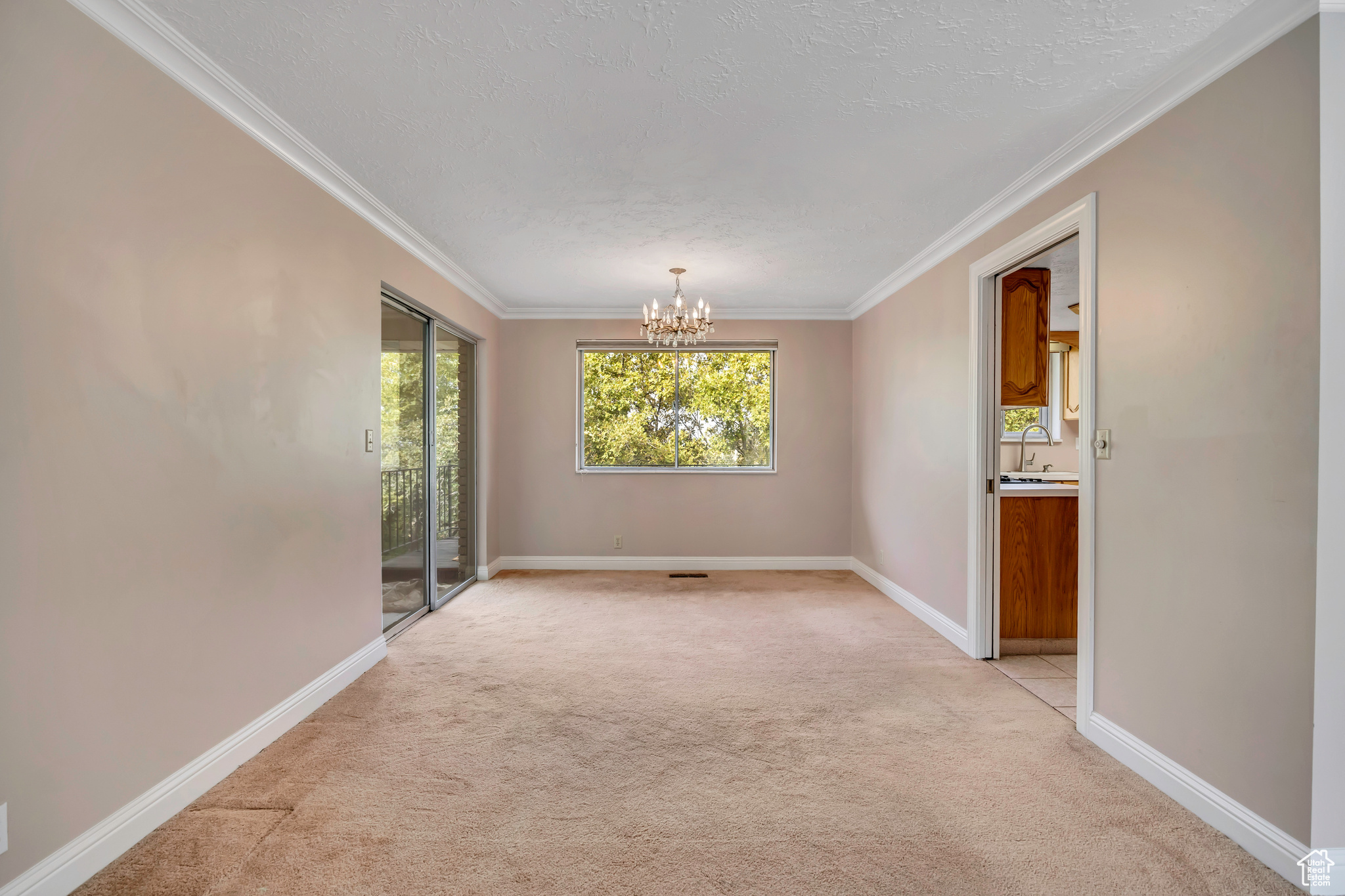 OAKRIDGE MANOR - Residential