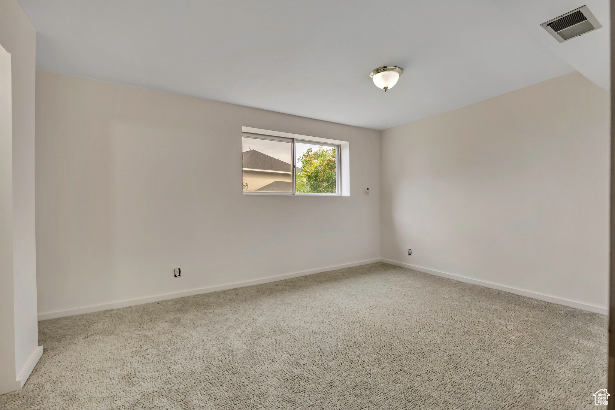 OAKRIDGE MANOR - Residential