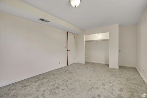 Tiny photo for 2506 GREEN OAKS DR, Bountiful, UT 84010 (MLS # 2113526)