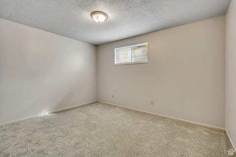 Tiny photo for 2506 GREEN OAKS DR, Bountiful, UT 84010 (MLS # 2113526)