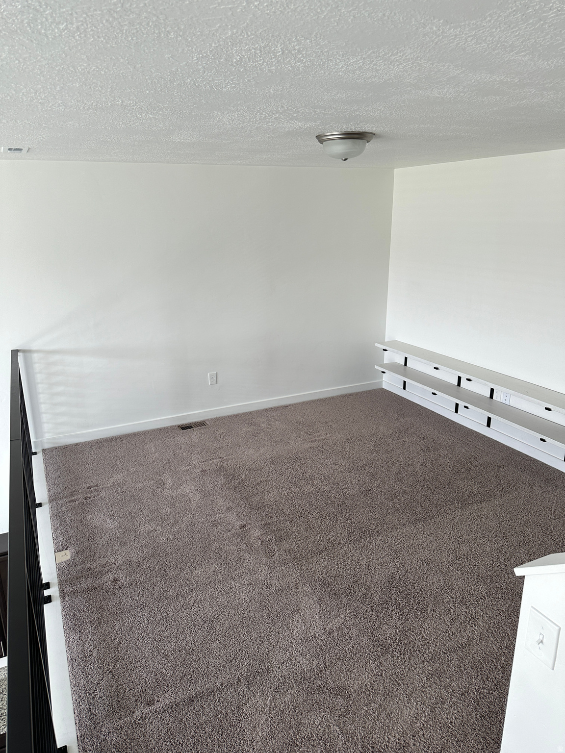 SALT POINT LEGACY - Residential