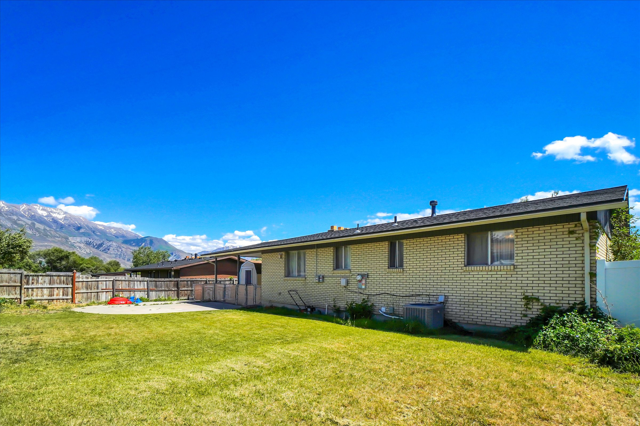 PEBBLE CREEK ESTATES - Residential