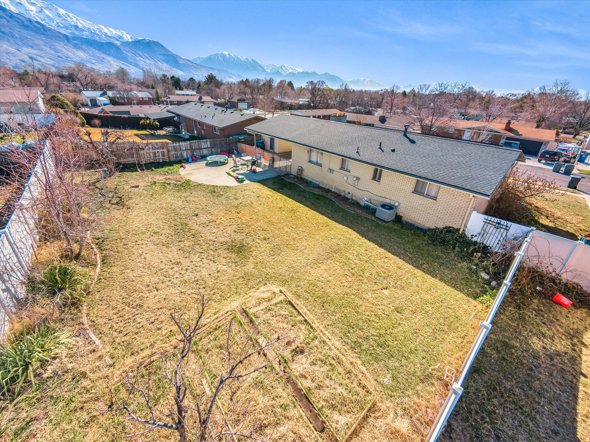 PEBBLE CREEK ESTATES - Residential
