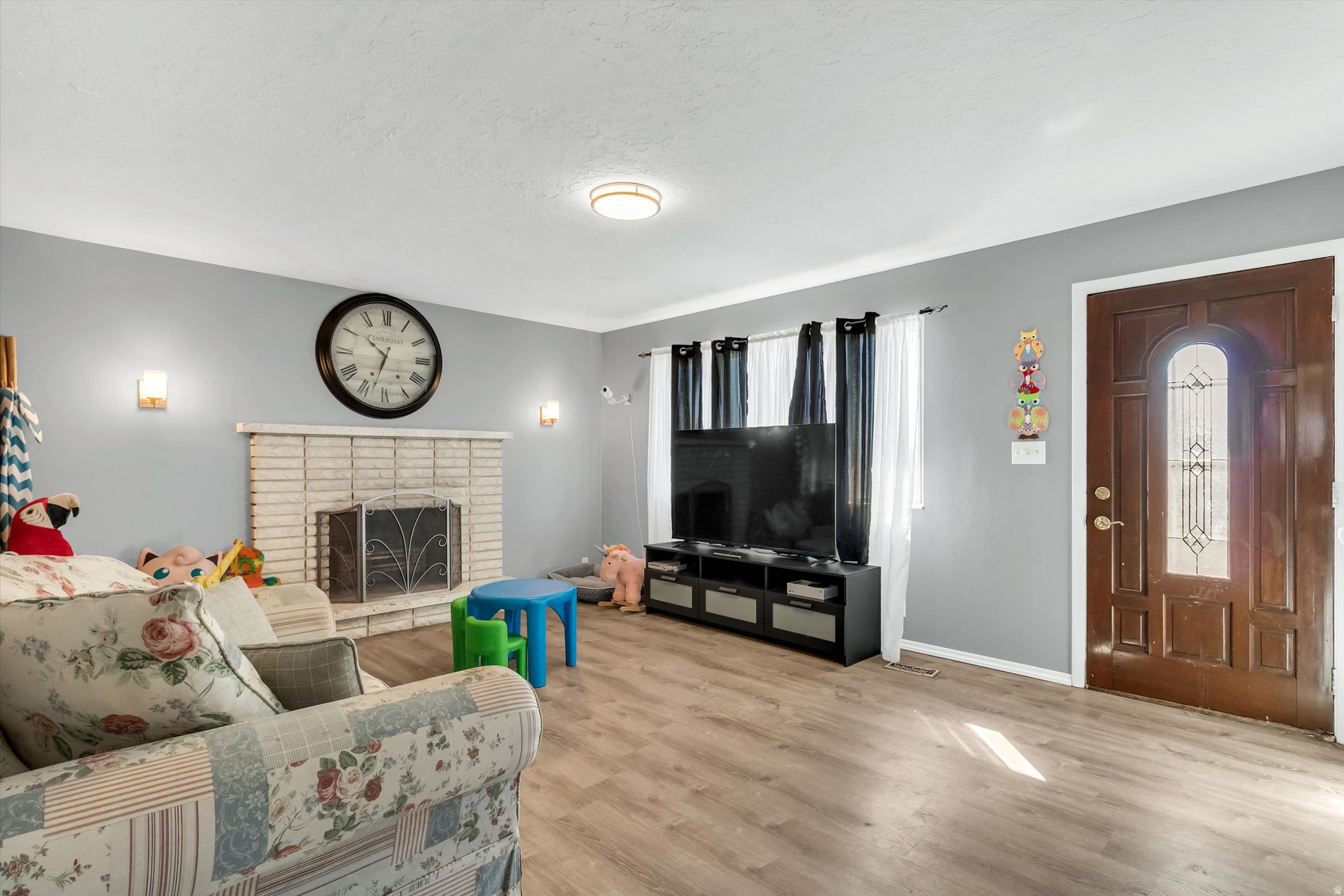 PEBBLE CREEK ESTATES - Residential