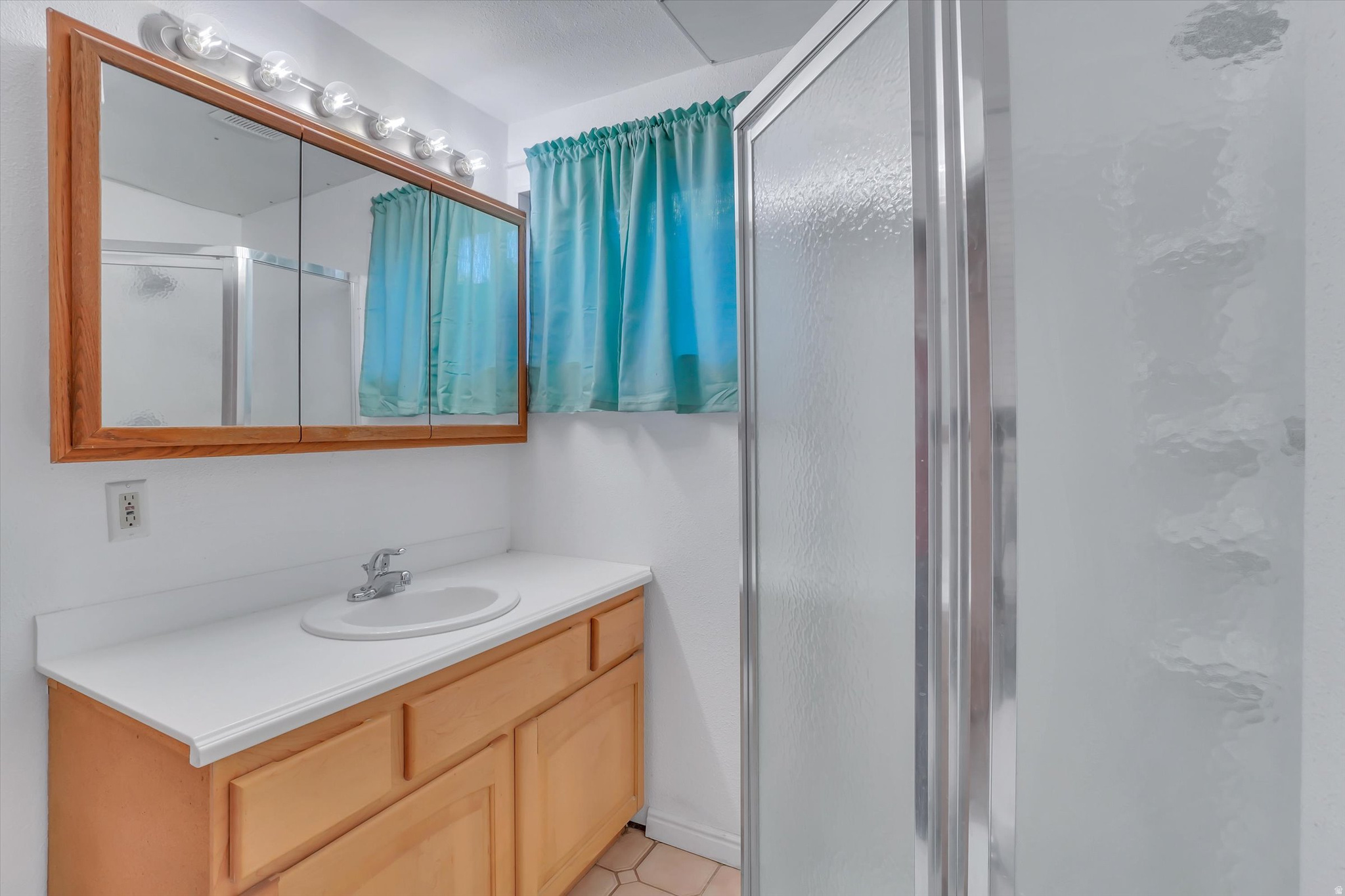 PEBBLE CREEK ESTATES - Residential