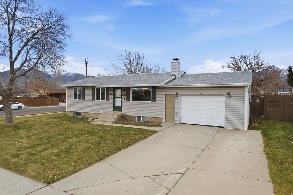 Photo of 590 N 400 E, Spanish Fork, UT 84660 (MLS # 2143155)