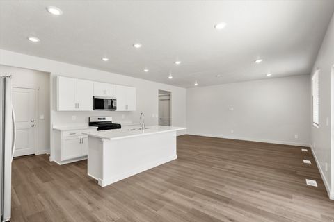 Tiny photo for 3448 N BROWNING ST #1516, Eagle Mountain, UT 84005 (MLS # 2146031)