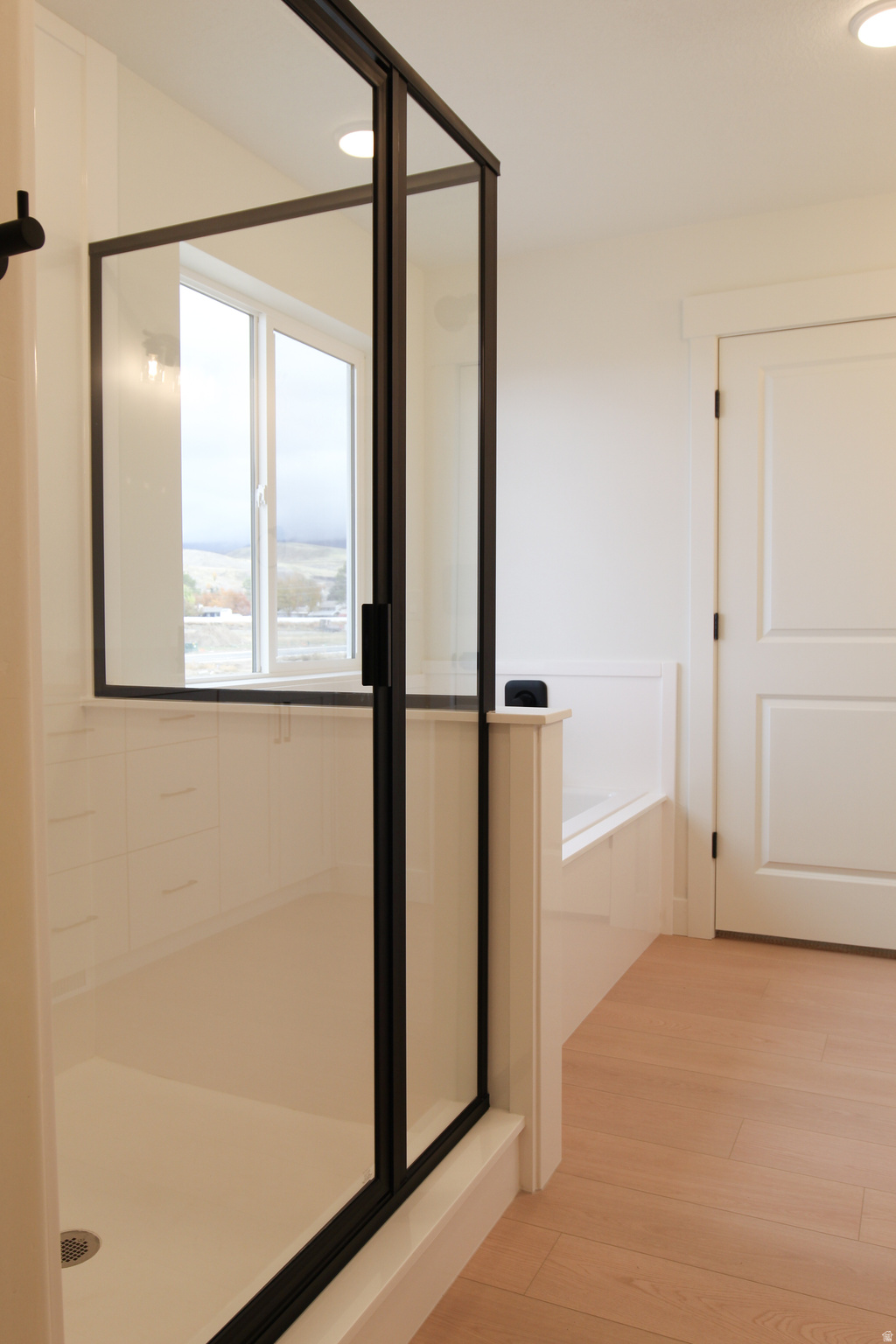 GOLDEN FOREST - Residential