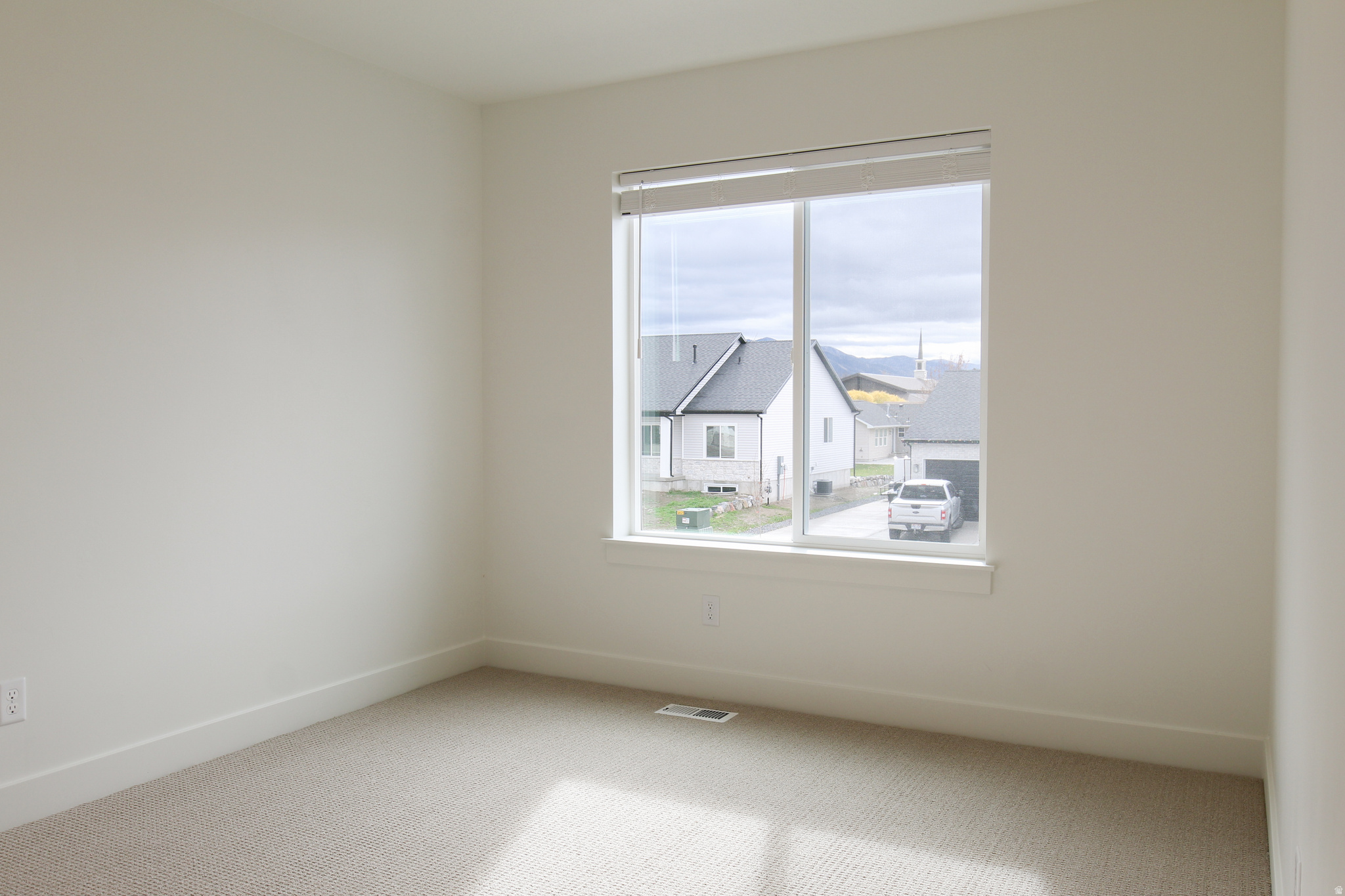 GOLDEN FOREST - Residential