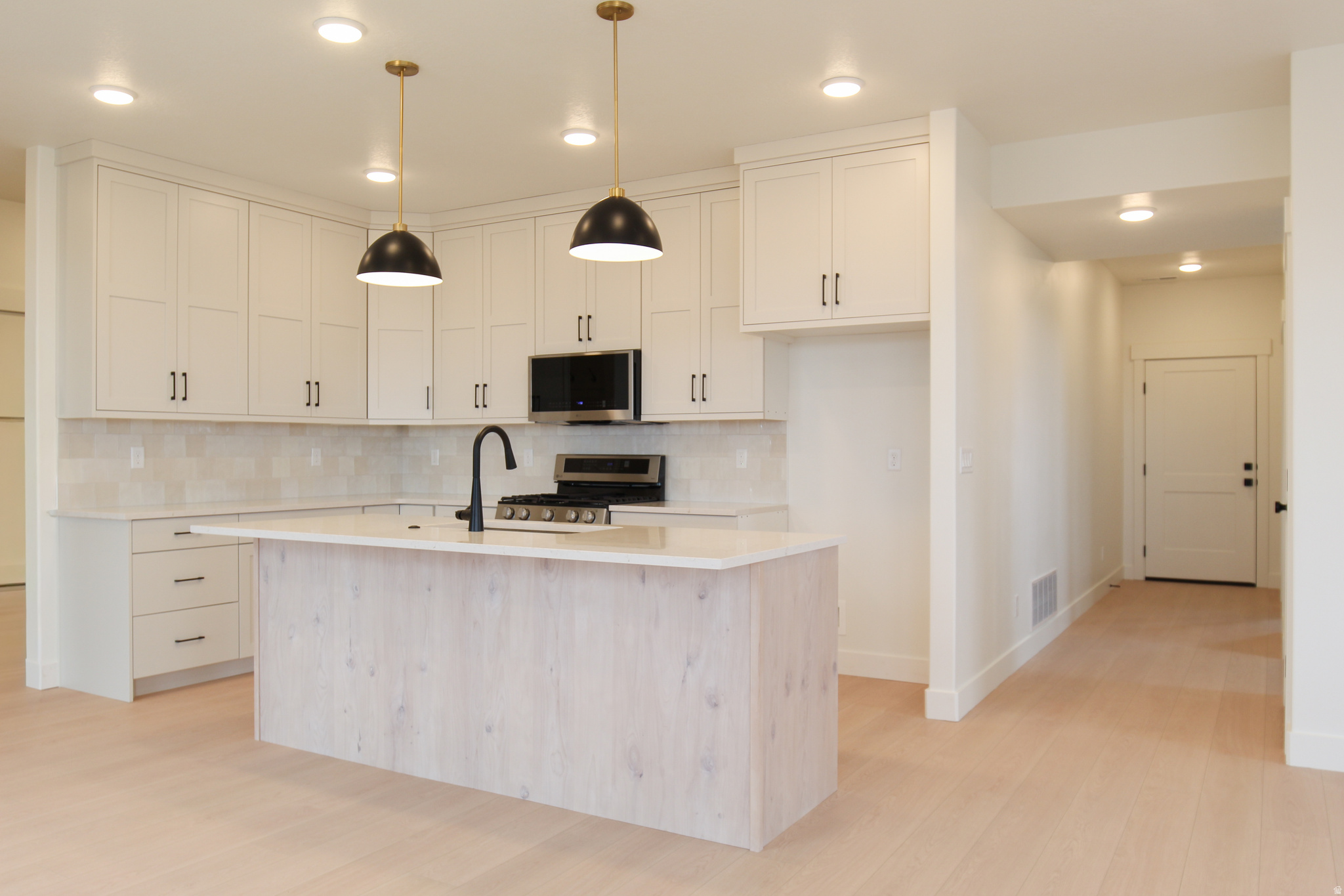 GOLDEN FOREST - Residential