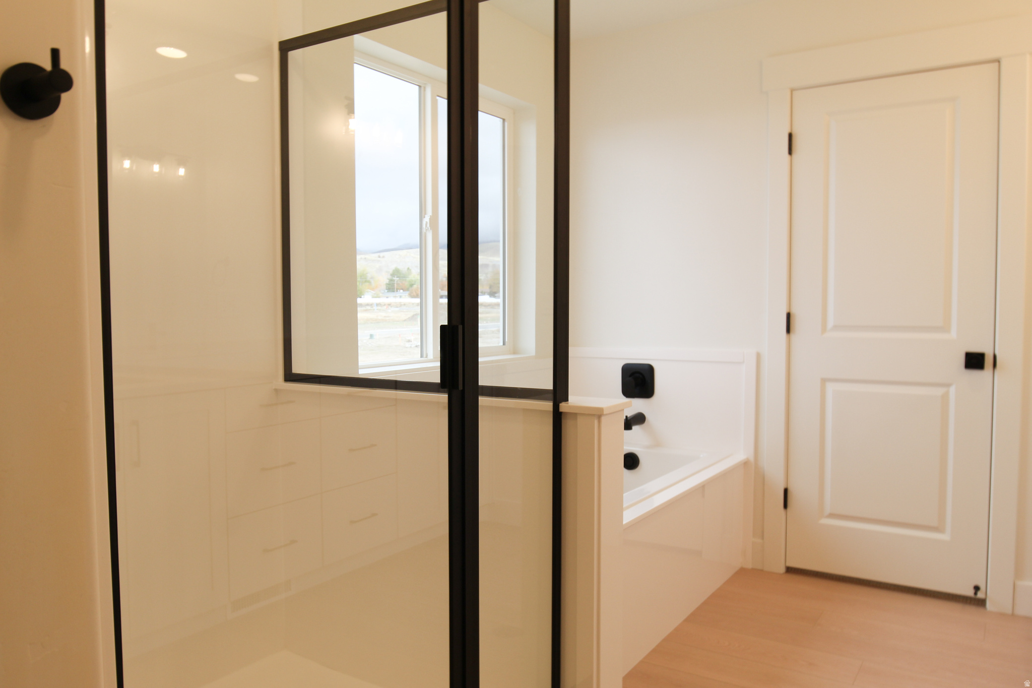 GOLDEN FOREST - Residential