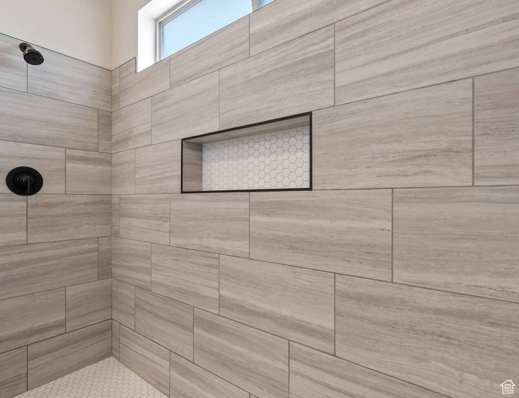 WARNER GATEWAY - Residential