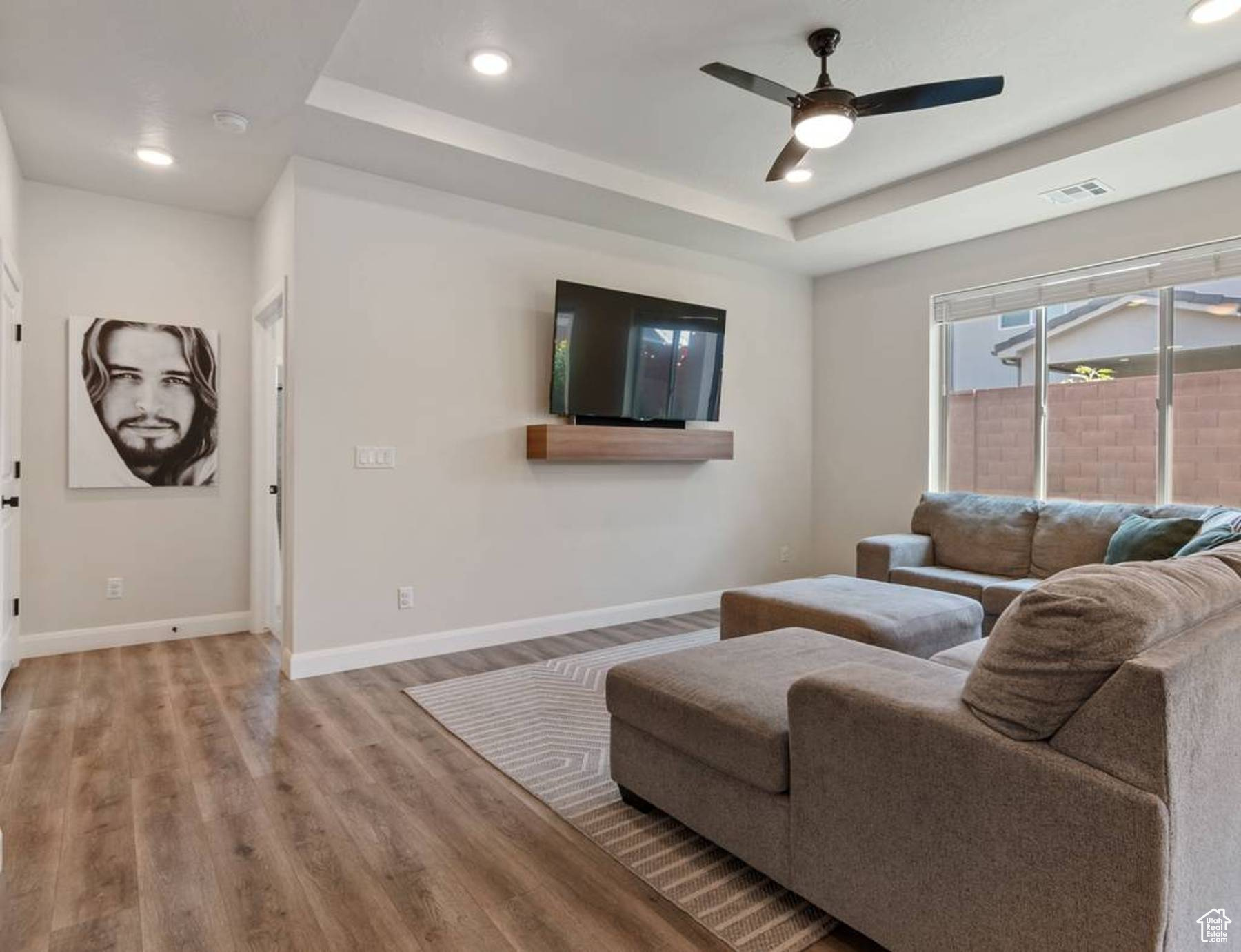 WARNER GATEWAY - Residential