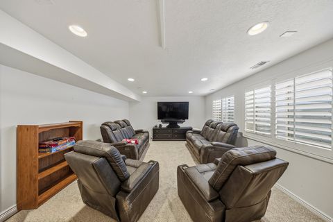 Tiny photo for 592 W 3550 S, Riverdale, UT 84405 (MLS # 2137394)