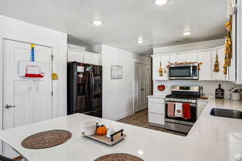 Tiny photo for 3936 S SENNIE DR, Magna, UT 84044 (MLS # 2117673)